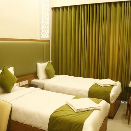 Hotel Cosmo Grande Čennai Exteriér fotografie