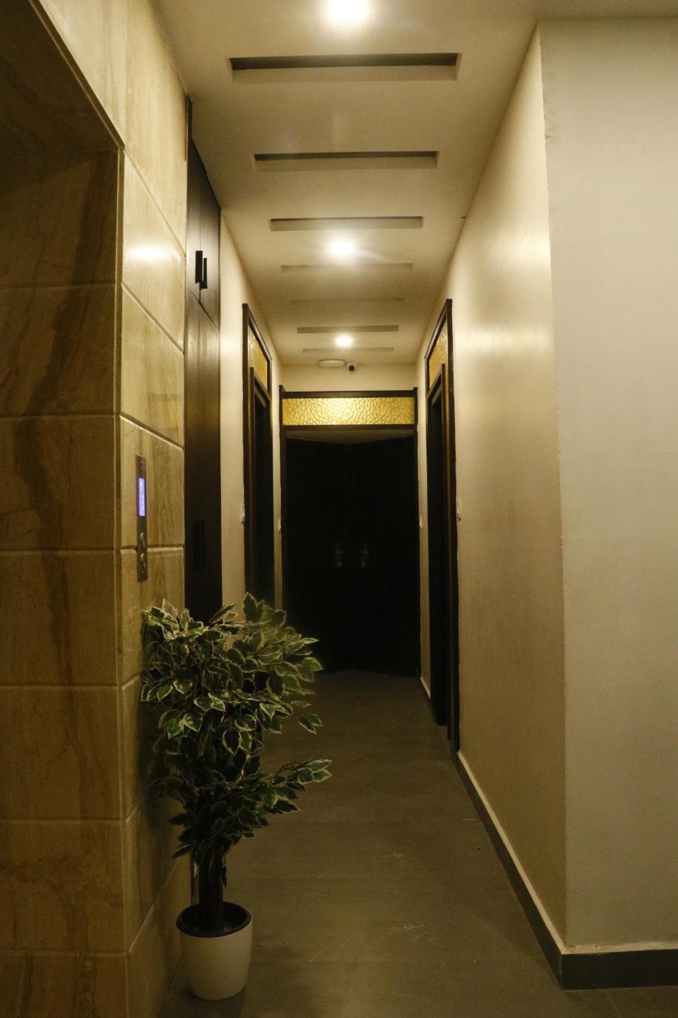 Hotel Cosmo Grande Čennai Exteriér fotografie